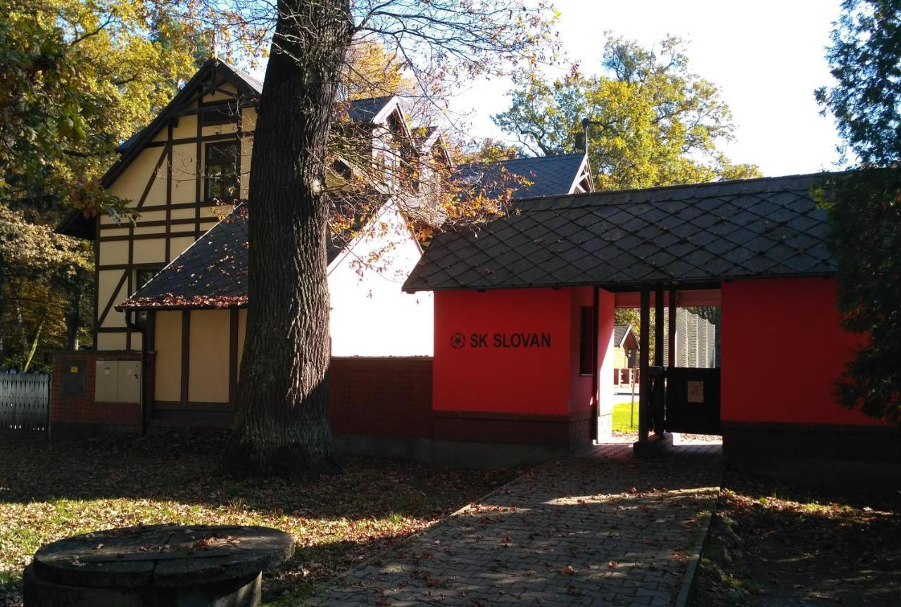 Homestay Poděbrady エクステリア 写真